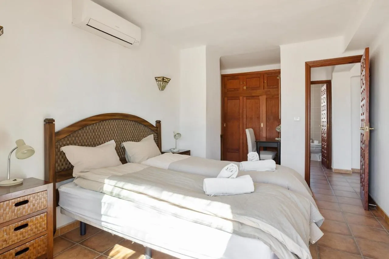 Апартаменты Penthouse In The Heart Of Нерха Испания
